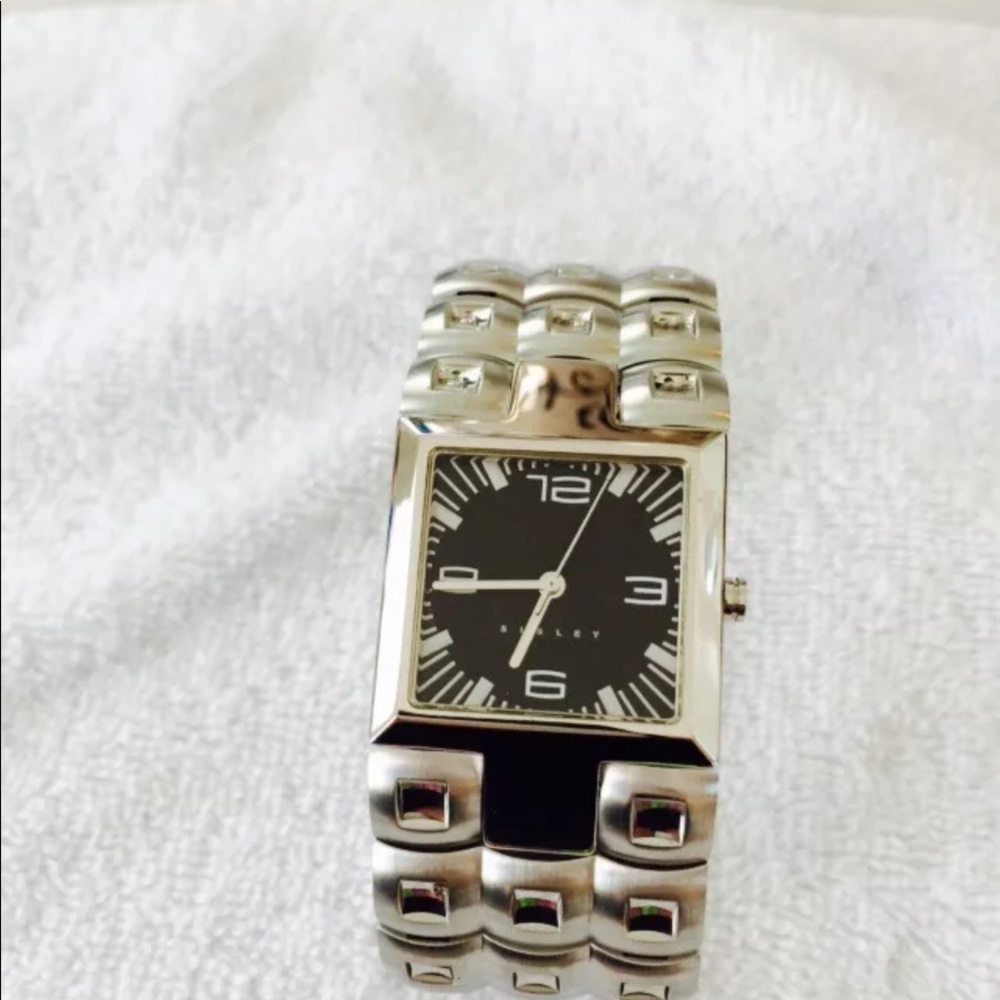 Sisley watch